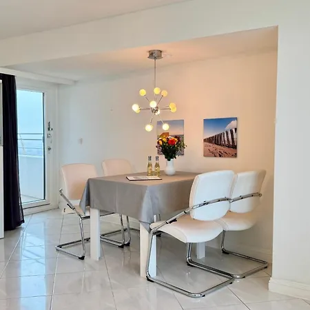 Apartment 1-258, Seeseite Haus Metropol, Traumhafter Nordsee-u Landblick, 11 Etage